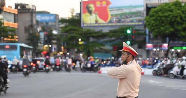 Tất cả người tham gia giao thông ở Hà Nội chú ý!