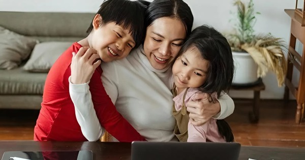 Những ngày Tết, nếu thấy con có 4 hành động này thì xin chúc mừng: Bố mẹ đã dạy con rất khéo!