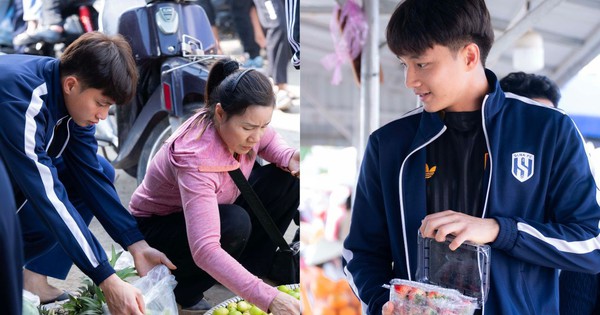 View - Góc chợ Tết Nghệ An xôn xao Cao Văn Bình phụ mẹ bán hoa quả: "Em không nổi tiếng đâu"