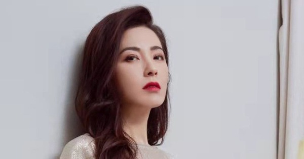 Mỹ nhân U50 gây bất ngờ với nhan sắc "vượt thời gian"