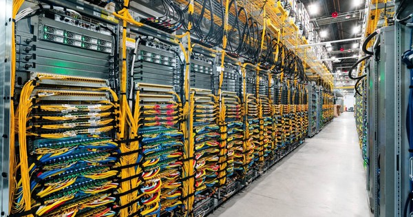 Dân tình 'kêu ầm trời' vì một thứ tăng giá nóng hơn cả vàng - Nguy cơ không mua bây giờ sẽ còn tăng nữa