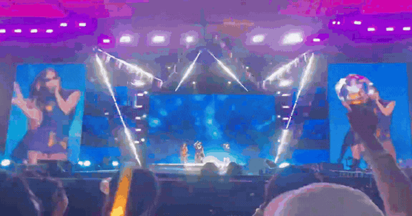 Sự hết thời của nhóm nữ đỉnh lưu: Concert ế vé, fan chi 6 triệu chỉ để nghe hát nhép?