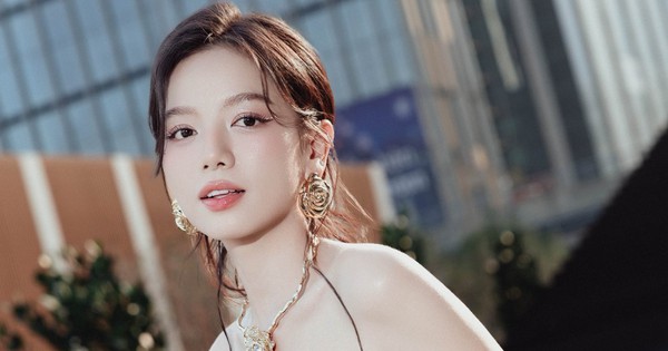 Gallery - Lê Hạ Anh đẹp cỡ này mà bị bỏ quên 10 năm trời