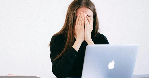 Thất nghiệp tuổi 40, tôi rải hơn 500 CV trong vô ích: Tuổi tác bị phân biệt, nhiều công ty thà trống vị trí chứ không tuyển người già