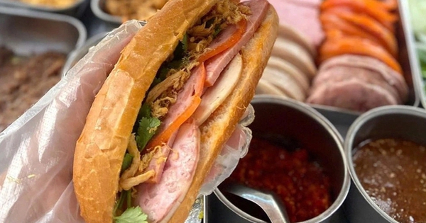 19 người nghi ngộ độc sau khi ăn bánh mì ở Quảng Ngãi