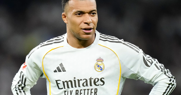 Không thể tin nổi: Nhân viên y tế 