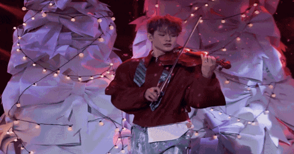 Nam ca sĩ vừa cháy vé concert chỉ trong 12 phút: Được gọi là tương lai Vbiz, sự nghiệp cả 