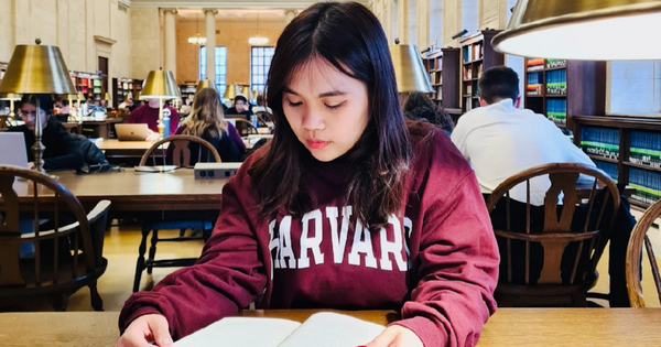 Cô gái Việt 25 tuổi nhận thư mời từ cả Harvard và Oxford
