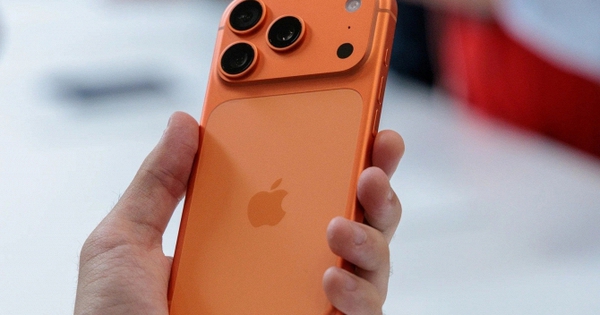 Chờ iPhone 17 Pro Max sập giá giữa năm và cái kết 