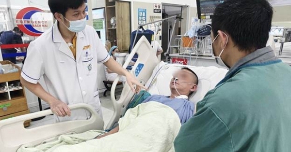 Ngừng tim khi đang ngồi chờ kết quả xét nghiệm