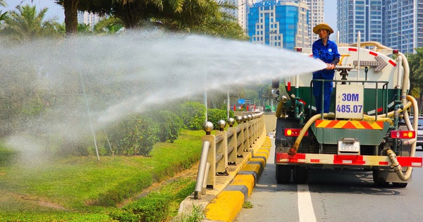 Mùa xuân nóng nực bất thường, hầu như không mưa phùn, nồm ẩm, không 'rét nàng Bân'