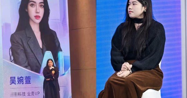 Đang viral mạnh nhất: Phó chủ tịch công ty công nghệ lộ mặt thật khác xa ảnh trên slide chiếu ở hội nghị