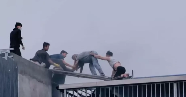 Hà Nội tặng bằng khen cho 7 cá nhân dũng cảm cứu người trong vụ cháy tại Hoàng Mai