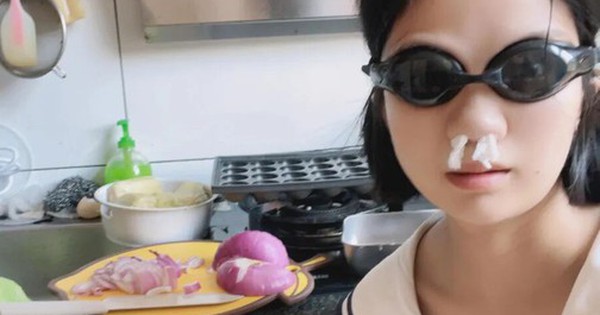 Tôi học được 8 mẹo bếp “không tốn 1 đồng” từ mẹ và nhận ra tiết kiệm đôi khi bắt đầu từ những điều rất nhỏ