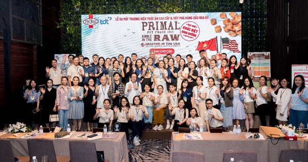 Thú cưng giờ là “con cưng”: Hành trình 20 năm thay đổi cách người Việt chăm sóc chó mèo