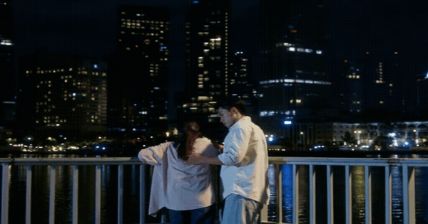 Việt Nam mới có 1 nữ hoàng nước mắt đẹp nao lòng: Biến nỗi buồn thành kiệt tác, rơi giọt nào rung động giọt đó