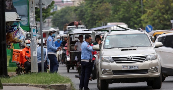 Campuchia dừng phạt vi phạm giao thông