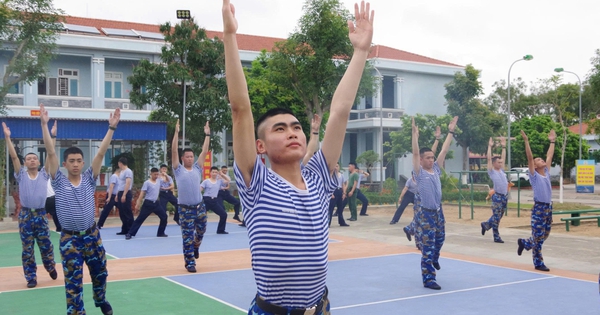 Cảnh báo tất cả các gia đình có con em mới đi nghĩa vụ quân sự chú ý