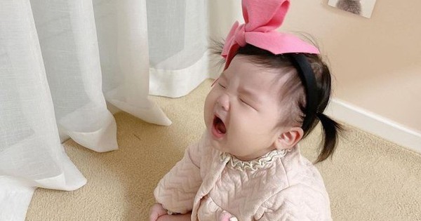 3 câu nói tưởng là an ủi, nhưng càng nói lại càng khiến trẻ 