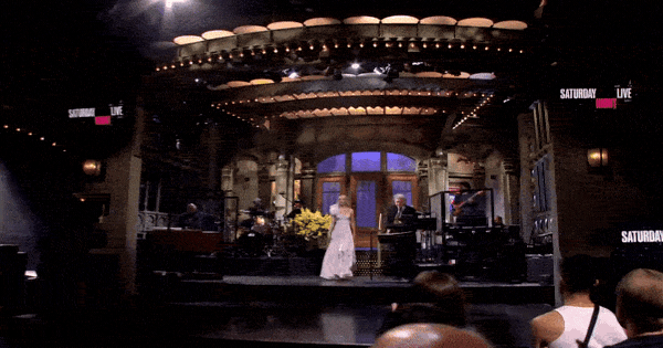 Đây là người thật hay visual nhân tạo: Ngũ quan có một không hai, đứng giữa đám đông vẫn đẹp phát sáng