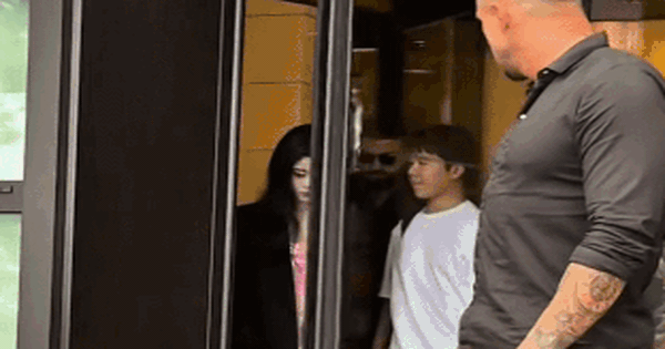 Mỹ nhân đẹp nhất xứ Trung bị tố 