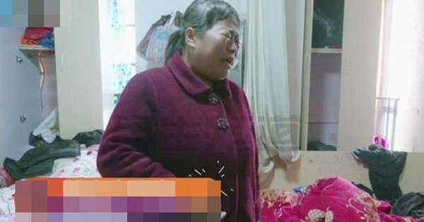 Vợ tích góp hơn 100 triệu để phẫu thuật, chuẩn bị lên bàn mổ mới biết chồng đã chốt đơn livestream để mua rượu hết sạch