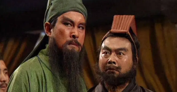 Cả nhà Quan Vũ bị hại khi nhà Thục mất, vì sao con cháu Trương Phi vẫn bình an?