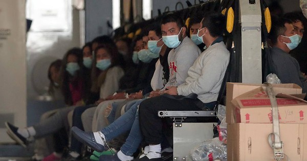 Biến thể COVID "ve sầu" lây lan tại 23 quốc gia