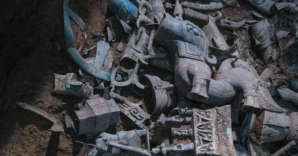 Vũ khí Trung Quốc 3.000 năm trước làm từ vật liệu ngoài hành tinh