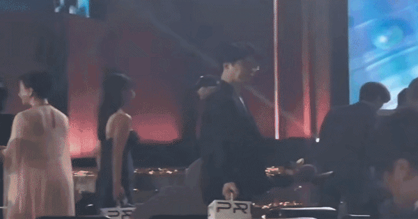 Cặp đôi phim giả tình thật cứ đến Cá tháng Tư là lại viral: Chàng đẹp trai khó cưỡng, nàng sexy không ai bằng