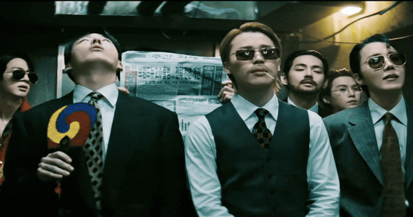 BTS “bựa” chưa từng thấy, nam thần đẹp nhất thế giới đang làm gì thế này?