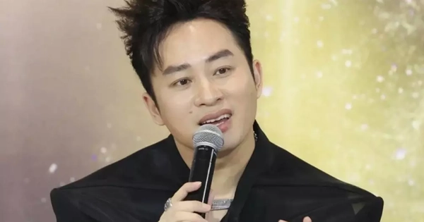 Tùng Dương chê AI