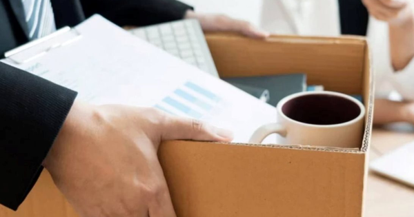 Hàng nghìn nhân viên một hãng công nghệ vừa nhận án sa thải qua mail vào sáng sớm, hợp đồng bị cắt ngay trong ngày: Chuyện gì đang xảy ra?