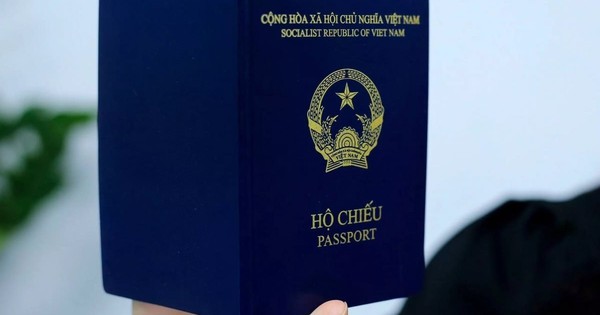 Công an vừa có thông báo mới về hộ chiếu, người dân cần biết