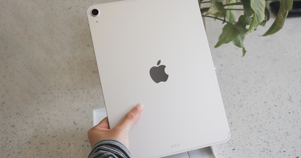 Trên tay iPad Air M4 chính hãng đầu tiên tại Việt Nam: Màu Trắng vàng đẹp mắt, hiệu năng ấn tượng!
