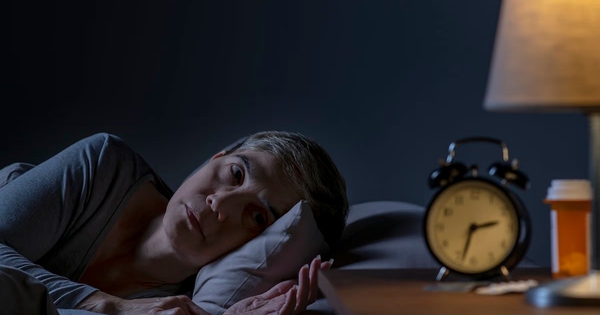 Vì sao bạn thường tỉnh giấc lúc 3 giờ sáng với cảm giác lo lắng?
