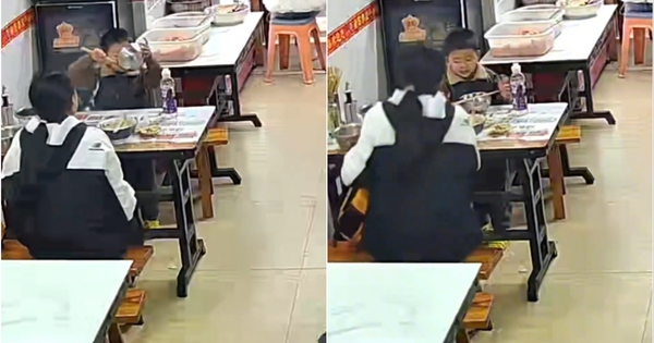 14 giây video cậu bé khen quán mì bò viral khắp nơi: Khi sự chân thành là 