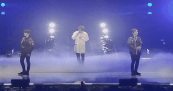 Cái kết ê chề cho đỉnh lưu hết thời: Lao đao vì kiện tụng, bị phong tỏa tài sản, công ty mới “quỵt lương”