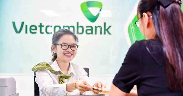 Vietcombank thông báo sẽ điều chỉnh lãi suất tiết kiệm từ thứ Hai tuần tới