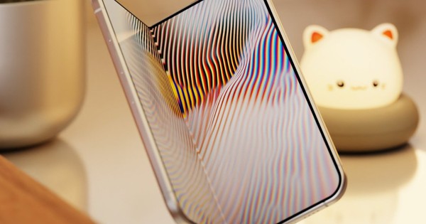 Lộ diện mẫu iPhone Ultra, thiết kế mới hoàn toàn