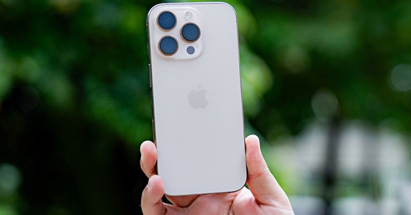 5 chiếc iPhone cũ đáng mua nhất hiện nay