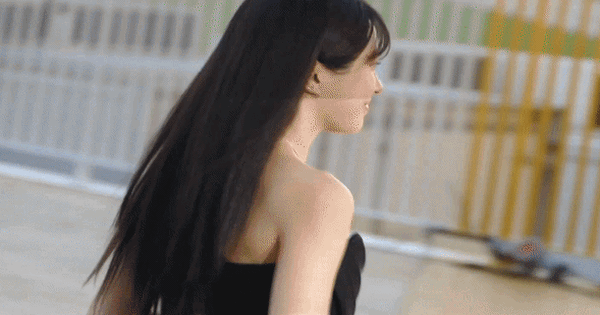 Ngọc nữ showbiz hoãn cưới vô thời hạn vì chồng bác sĩ bị xét xử vụ làm chết bệnh nhân, nay nhận thêm tin “sét đánh ngang tai”