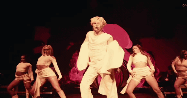 “Vũ thần Kpop” làm nên lịch sử: Hát live - nhảy đỉnh - visual xịn khiến hàng chục nghìn khán giả xin “info” gấp