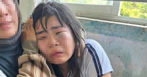 Nhóm nam sinh đánh hội đồng một nữ sinh ở Quảng Ngãi