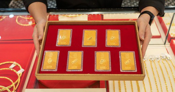 Sáng 13-4, giá vàng miếng SJC, vàng nhẫn tiếp tục giảm