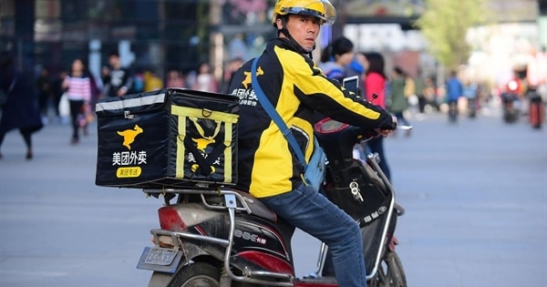 Giảng viên đại học làm shipper giao đồ ăn: Làm việc hơn 10 tiếng một ngày, giảm 6 kg trong một tháng