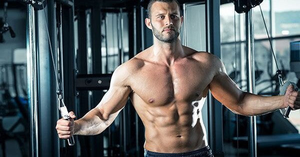Sai lầm kinh điển tại phòng gym: Tại sao càng tập ngực, dáng càng gù?