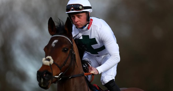 VĐV đua ngựa 26 tuổi tiêu tan sự nghiệp sau khi bị kết tội ngộ sát trong vụ ẩu đả khiến ông lão thiệt mạng