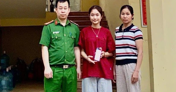 Tài khoản ngân hàng tự cộng thêm 71 triệu đồng, cô gái sinh năm 2007 phải đến công an trình báo