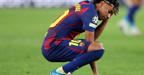 Lamine Yamal lập kỷ lục vô tiền khoáng hậu nhưng vẫn suy sụp khi Barca cay đắng rời Champions League